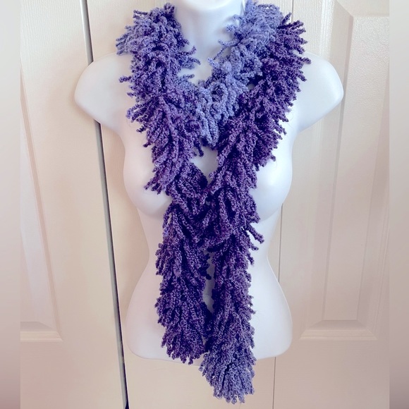 handmade Accessories - Vintage Hand knitted scarf 🧣